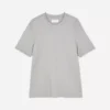 T-Shirt in normaler Passform T-Shirt in normaler Passform