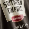 T-Shirt mit „Southern Comfort“-Motiv T-Shirt mit „Southern Comfort“-Motiv