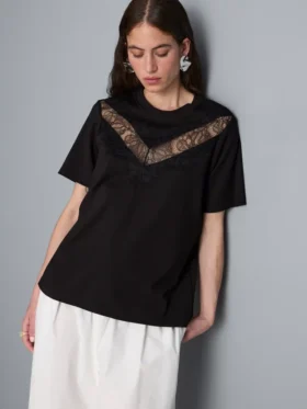 T-Shirt mit Spitzeneinsatz