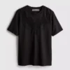 T-Shirt mit Spitzeneinsatz T-Shirt mit Spitzeneinsatz