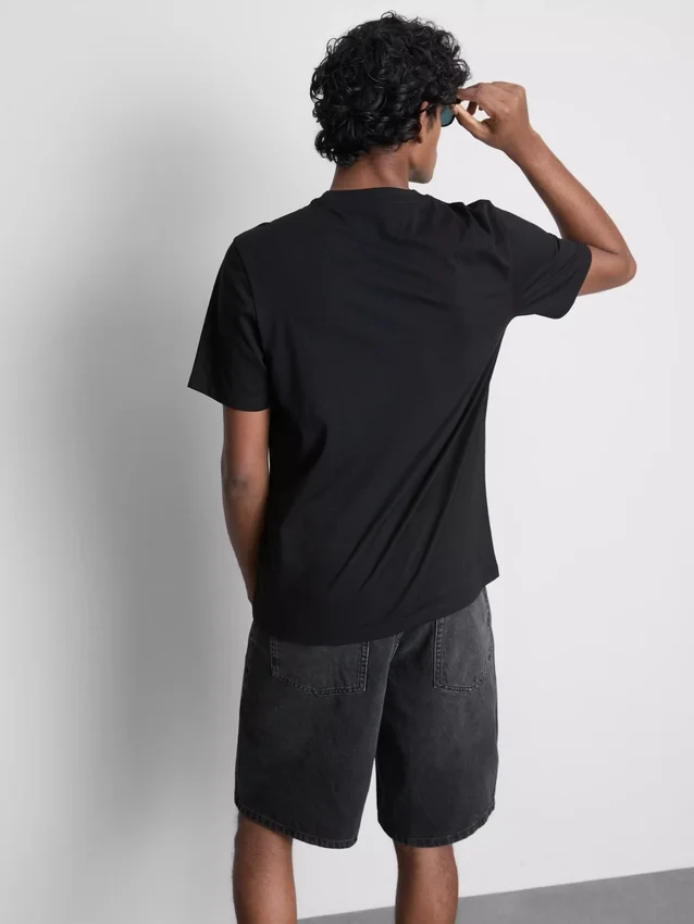 T-Shirt mit Surfer-Motiv T-Shirt mit Surfer-Motiv