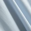 T-Shirt und Schlafanzug mit gestreiftem Unterteil T-Shirt und Schlafanzug mit gestreiftem Unterteil