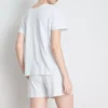 T-Shirt- und Shorts-Schlafanzug T-Shirt- und Shorts-Schlafanzug