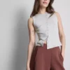 Tanktop mit Knopfleiste aus baumwollreichem Material Tanktop mit Knopfleiste aus baumwollreichem Material