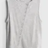 Tanktop mit Knopfleiste aus baumwollreichem Material Tanktop mit Knopfleiste aus baumwollreichem Material
