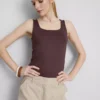 Tanktop mit quadratischem Ausschnitt
