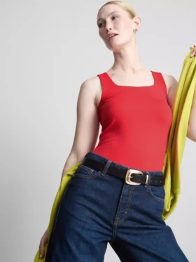 Tanktop mit quadratischem Ausschnitt