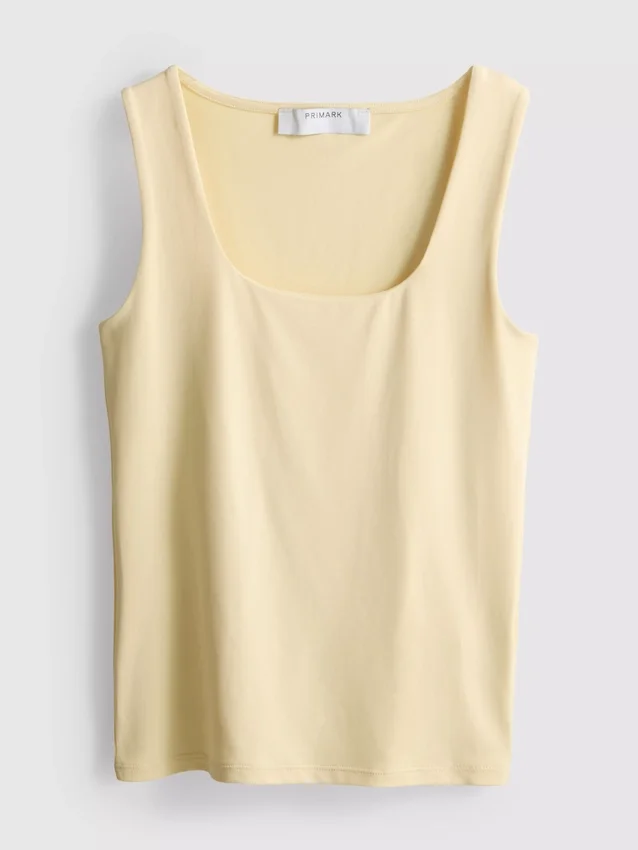 Tanktop mit quadratischem Ausschnitt Tanktop mit quadratischem Ausschnitt