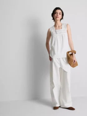 Tanktop mit Stickereieinsatz