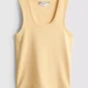 Tanktop mit U-Ausschnitt und Racerback Tanktop mit U-Ausschnitt und Racerback