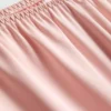 The Edit Satin-Spitzen-Schlafanzug-Shorts The Edit Satin-Spitzen-Schlafanzug-Shorts
