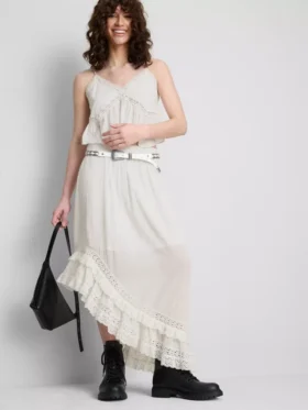 The Primark Scene | Asymmetrischer Maxirock mit Stickerei