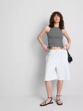 The Primark Scene | Baby-T-Shirt mit Krawatten-Detail