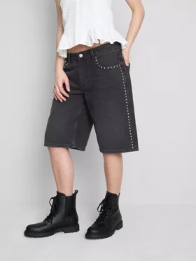 The Primark Scene | Baumwoll-Jeansshorts mit Nieten