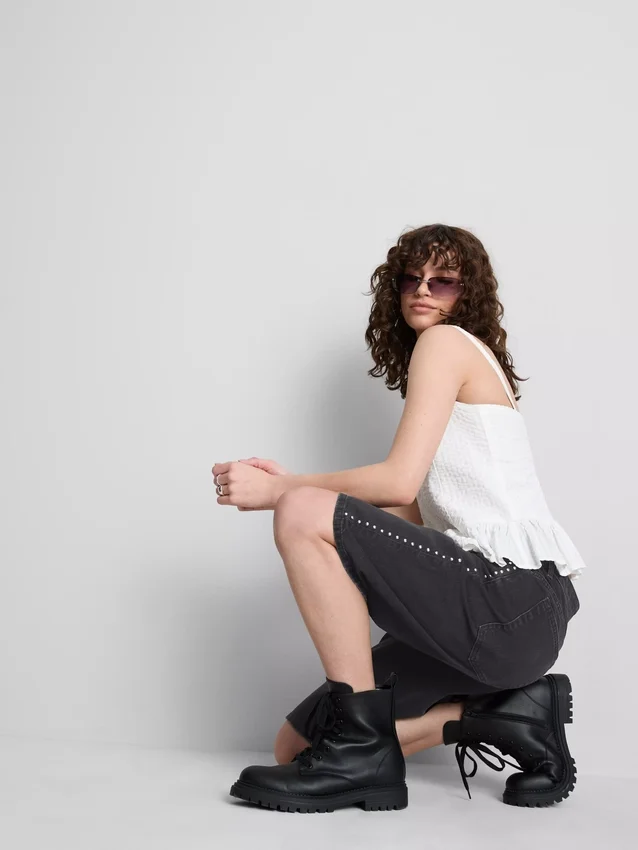 The Primark Scene | Baumwoll-Jeansshorts mit Nieten The Primark Scene | Baumwoll-Jeansshorts mit Nieten