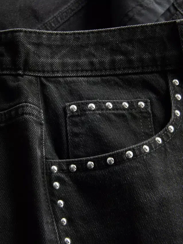 The Primark Scene | Baumwoll-Jeansshorts mit Nieten The Primark Scene | Baumwoll-Jeansshorts mit Nieten