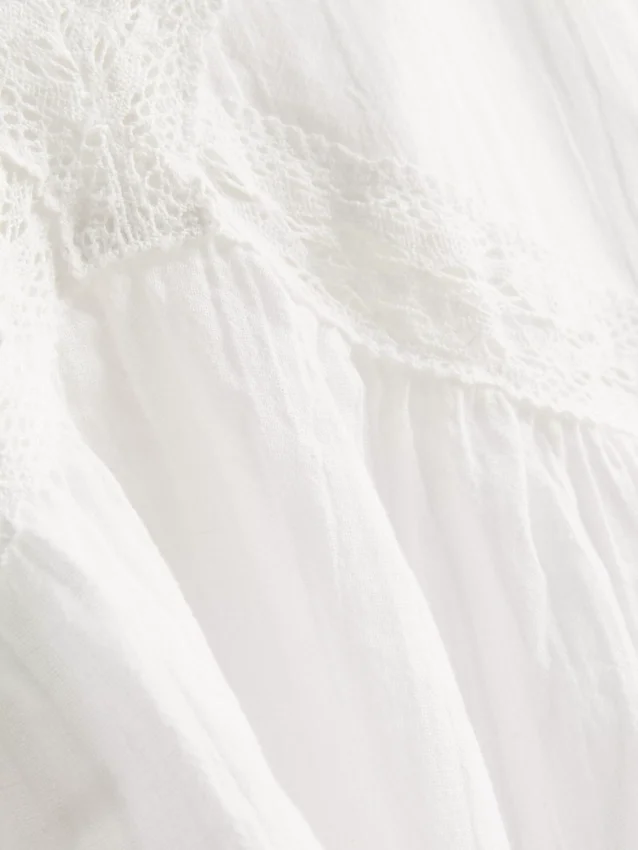 The Primark Scene | Baumwoll-Top mit Broderie-Muster, V-Ausschnitt und Trägern The Primark Scene | Baumwoll-Top mit Broderie-Muster, V-Ausschnitt und Trägern