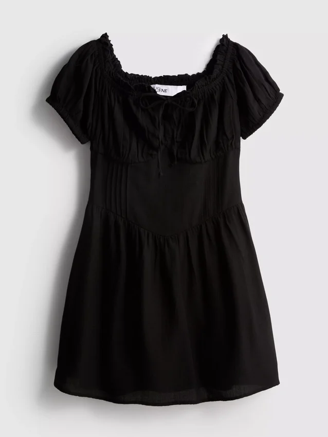 The Primark Scene | Korsett-Mini-Kleid im Milchmädchen-Stil The Primark Scene | Korsett-Mini-Kleid im Milchmädchen-Stil