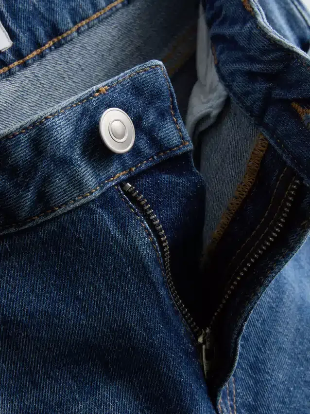 The Primark Scene | Low-Rise-Jeans mit geradem Bein The Primark Scene | Low-Rise-Jeans mit geradem Bein