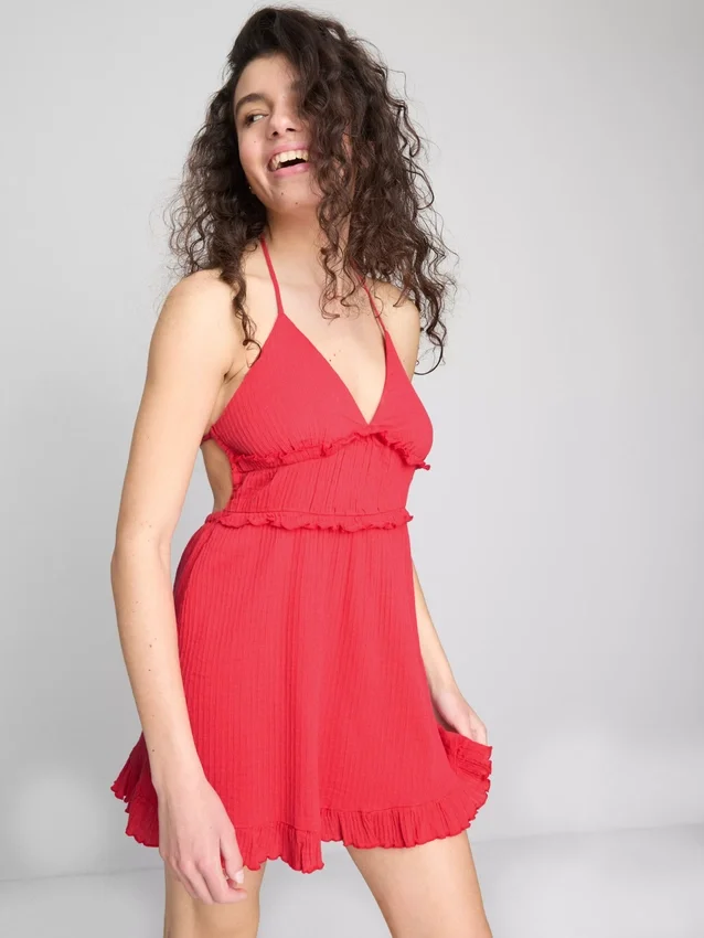The Primark Scene | Minikleid mit Knitter-Rüschen The Primark Scene | Minikleid mit Knitter-Rüschen