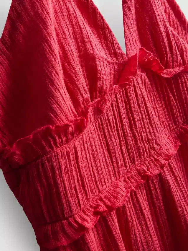 The Primark Scene | Minikleid mit Knitter-Rüschen The Primark Scene | Minikleid mit Knitter-Rüschen