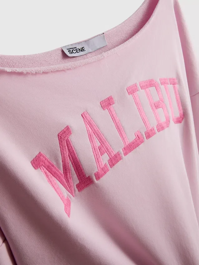 The Primark Scene | Sweatshirt mit Slogan und schulterfreiem Ausschnitt The Primark Scene | Sweatshirt mit Slogan und schulterfreiem Ausschnitt