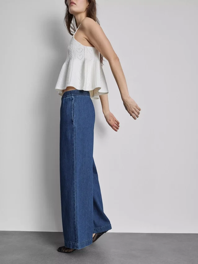 Trainingshose aus Baumwoll-Denim mit weitem Bein Trainingshose aus Baumwoll-Denim mit weitem Bein