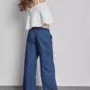 Trainingshose aus Baumwoll-Denim mit weitem Bein Trainingshose aus Baumwoll-Denim mit weitem Bein