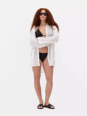 Transparentes Strandhemd