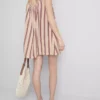 Trapez-Minikleid aus Baumwolle Trapez-Minikleid aus Baumwolle