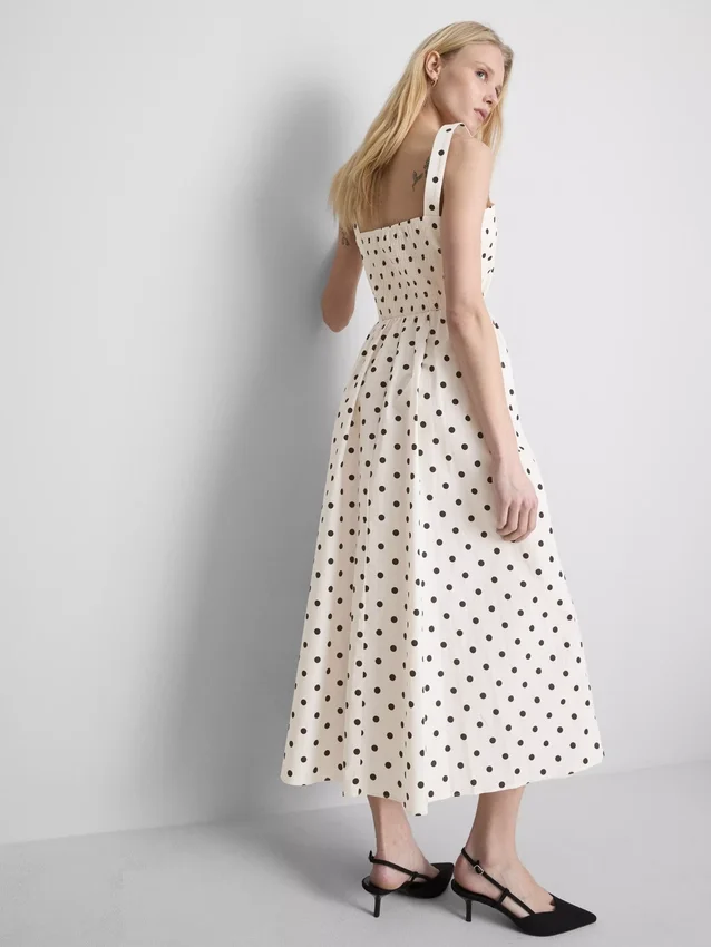 Traumfund | Midi-Kleid mit Korsett und quadratischem Ausschnitt Traumfund | Midi-Kleid mit Korsett und quadratischem Ausschnitt