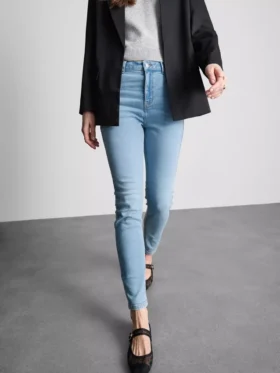Ultimative Skinny-Jeans mit hoher Taille