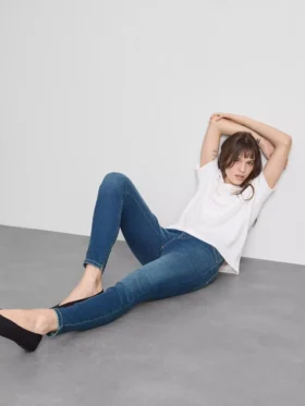 Ultimative Skinny-Jeans mit hoher Taille
