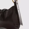 Umhängetasche mit Metallakzenten