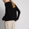 Unverzichtbare Strickjacke mit Rundhalsausschnitt Unverzichtbare Strickjacke mit Rundhalsausschnitt