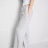 Unverzichtbare Trainingshose mit geradem Bein Unverzichtbare Trainingshose mit geradem Bein