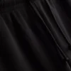 Unverzichtbare Trainingshose mit geradem Bein Unverzichtbare Trainingshose mit geradem Bein