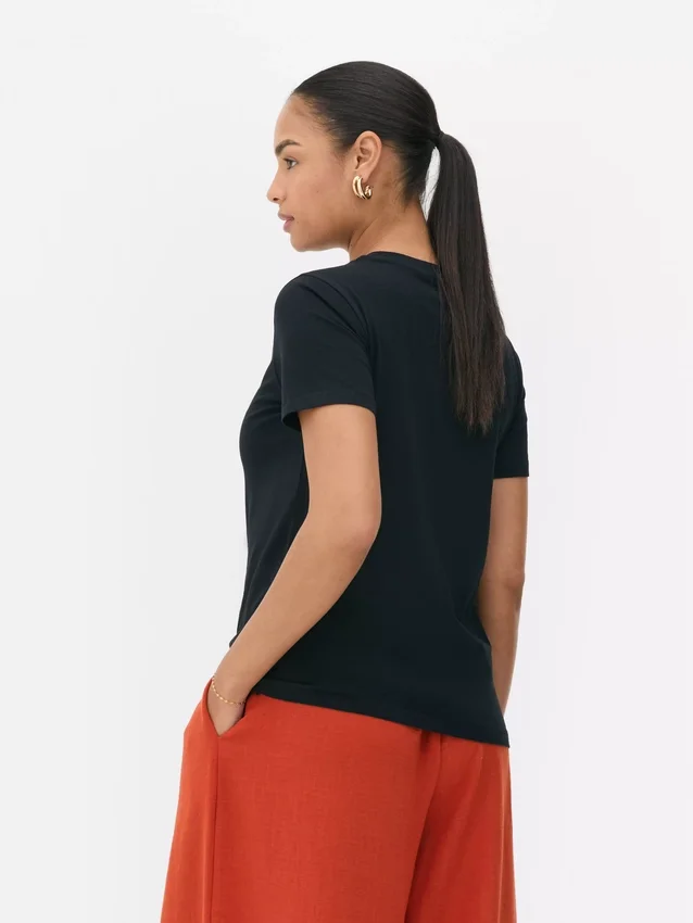 Unverzichtbares Kurzarm-T-Shirt Unverzichtbares Kurzarm-T-Shirt