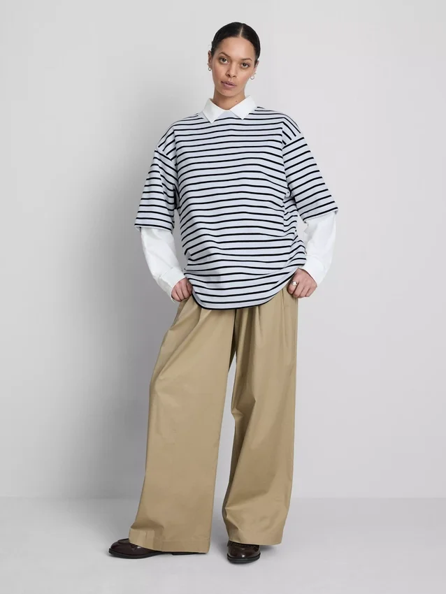 Unverzichtbares Oversize-Baumwoll-T-Shirt Unverzichtbares Oversize-Baumwoll-T-Shirt