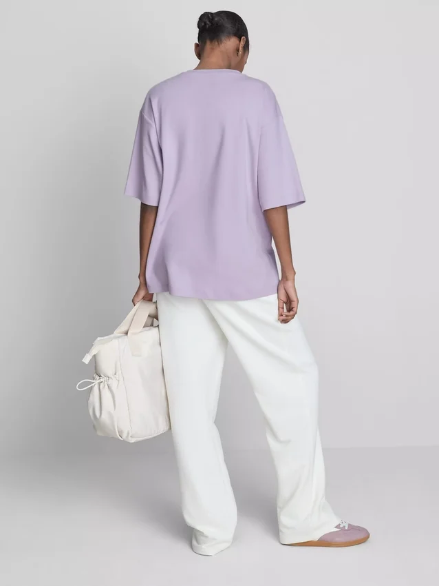 Unverzichtbares Oversize-Baumwoll-T-Shirt Unverzichtbares Oversize-Baumwoll-T-Shirt