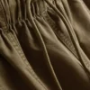 Utility-Hose mit weitem Bein und Nahtdetails Utility-Hose mit weitem Bein und Nahtdetails
