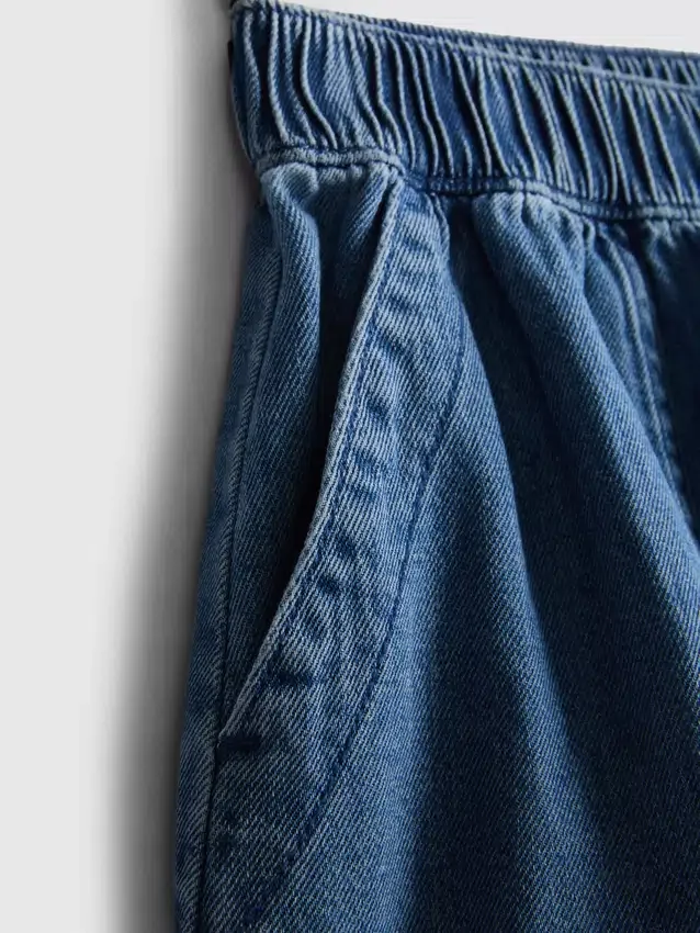 Utility-Shorts aus Baumwoll-Denim Utility-Shorts aus Baumwoll-Denim