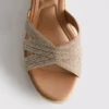 Verzierte Espadrilles mit Keilabsatz