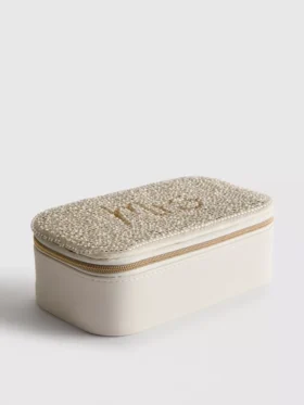 Verzierte Schmuckschatulle für die Braut