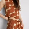 Weit geschnittene Hose mit Aufdruck Weit geschnittene Hose mit Aufdruck