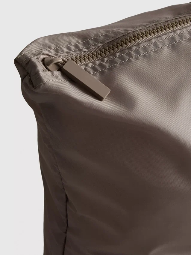 Zusammenklappbare Wochenendtasche Zusammenklappbare Wochenendtasche