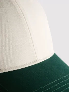 Zweifarbige Baseballkappe