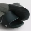 Zweifarbige Slider-Sandalen
