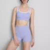 Zweilagiges Active-Crop-Top Zweilagiges Active-Crop-Top