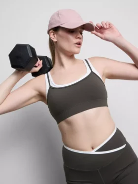 Zweilagiges Active-Crop-Top